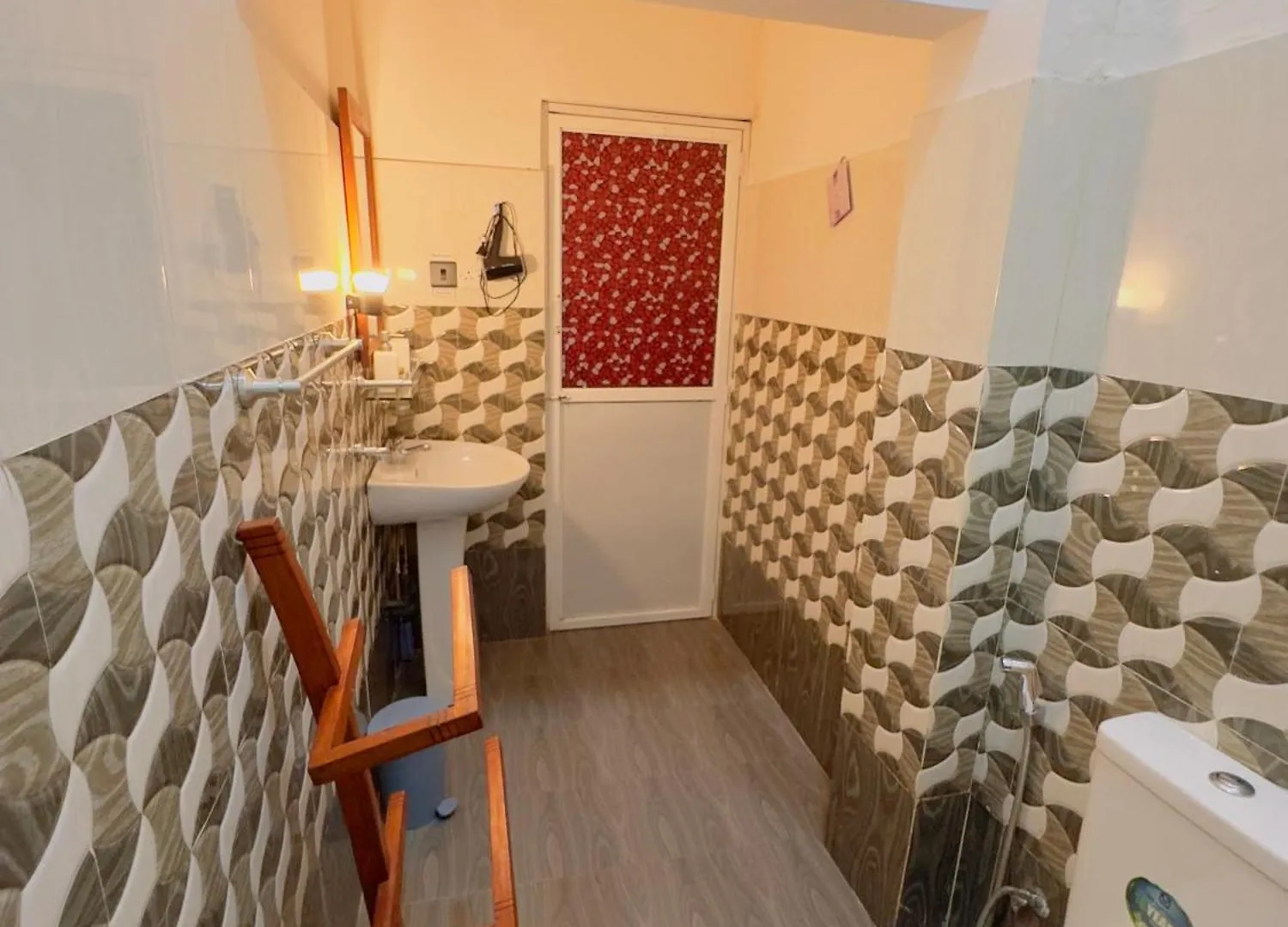 Bed & Breakfast Airport J Dream Resort Dewamottawa